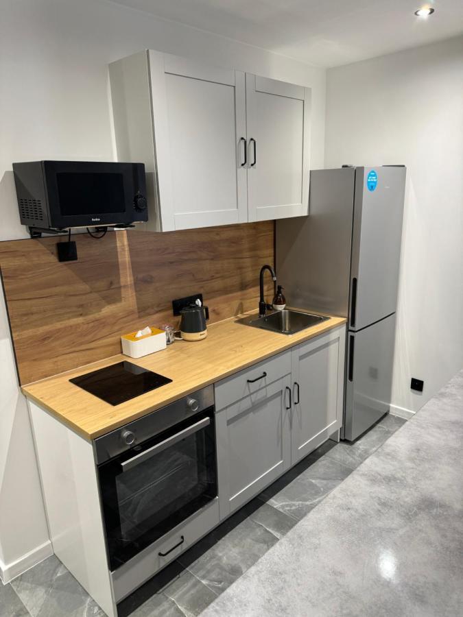 New Jersey Apartments Parking On Street Katowice Luaran gambar